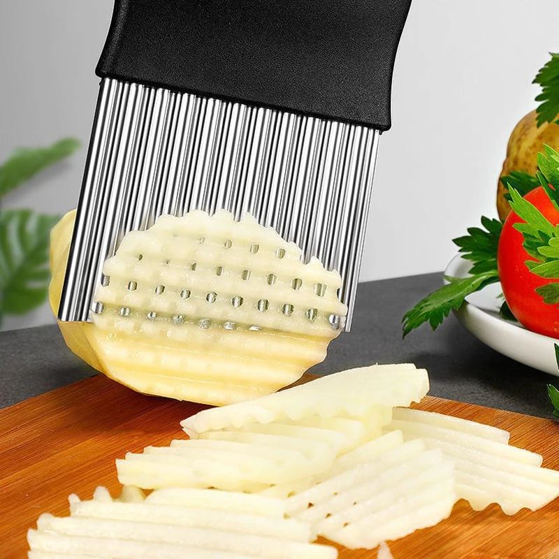 Fruit Slicer Vegetable Slicer Potato Slicer Vegetable Cutter Potato Cutter Food Slicer French Fry Potato Slicer Cutter Stainless Steel Waffle Fry Cutter Wavy Chopper for Veggies Fruit Vegetable Potato Carrots