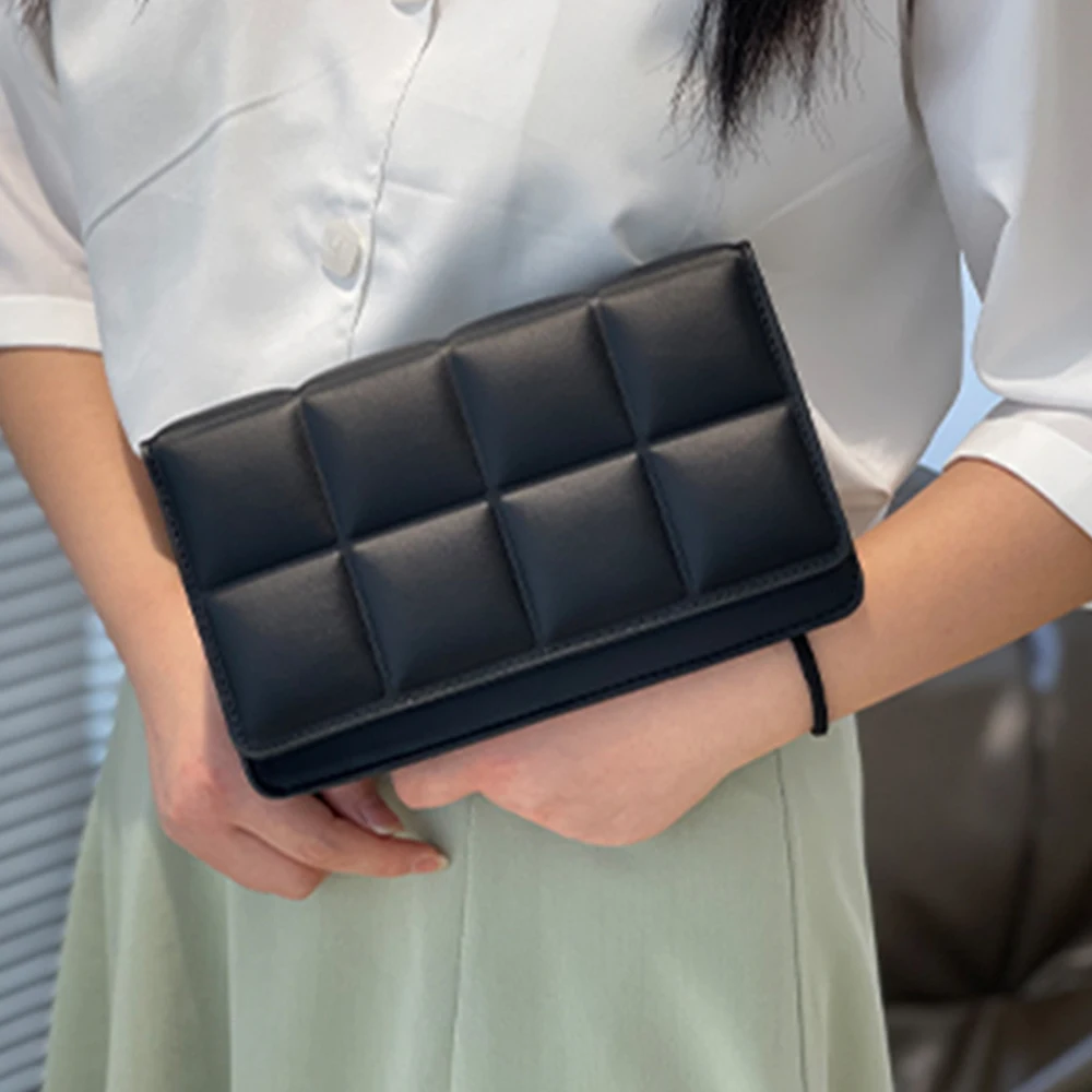 Simple Small Square Chocolate Bag Women's Mobile Phone Purses Fashion Trendy Single Shoulder Crossbody Bag Daily Matching