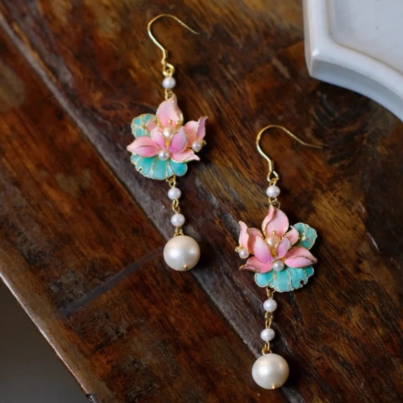 Chinese Style Retro Ethnic Imitation Emerald Filigree Lotus Pearl Earring for Women Party Gift Wedding Classical Elegant Jewelry