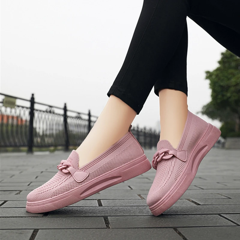 Women Shoes Fashion Sneakers Ladies Casual Loafers Soft Slip-on Breathable Shoes Flats Woman Vulcanized Shoes Student Promotion