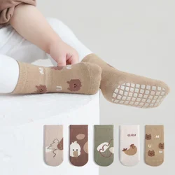 Chaussettes mi-mollet coordonnantes pour bébé, dessin animé mignon, refroidissement intérieur, tout-petit, automne, hiver, nouveau