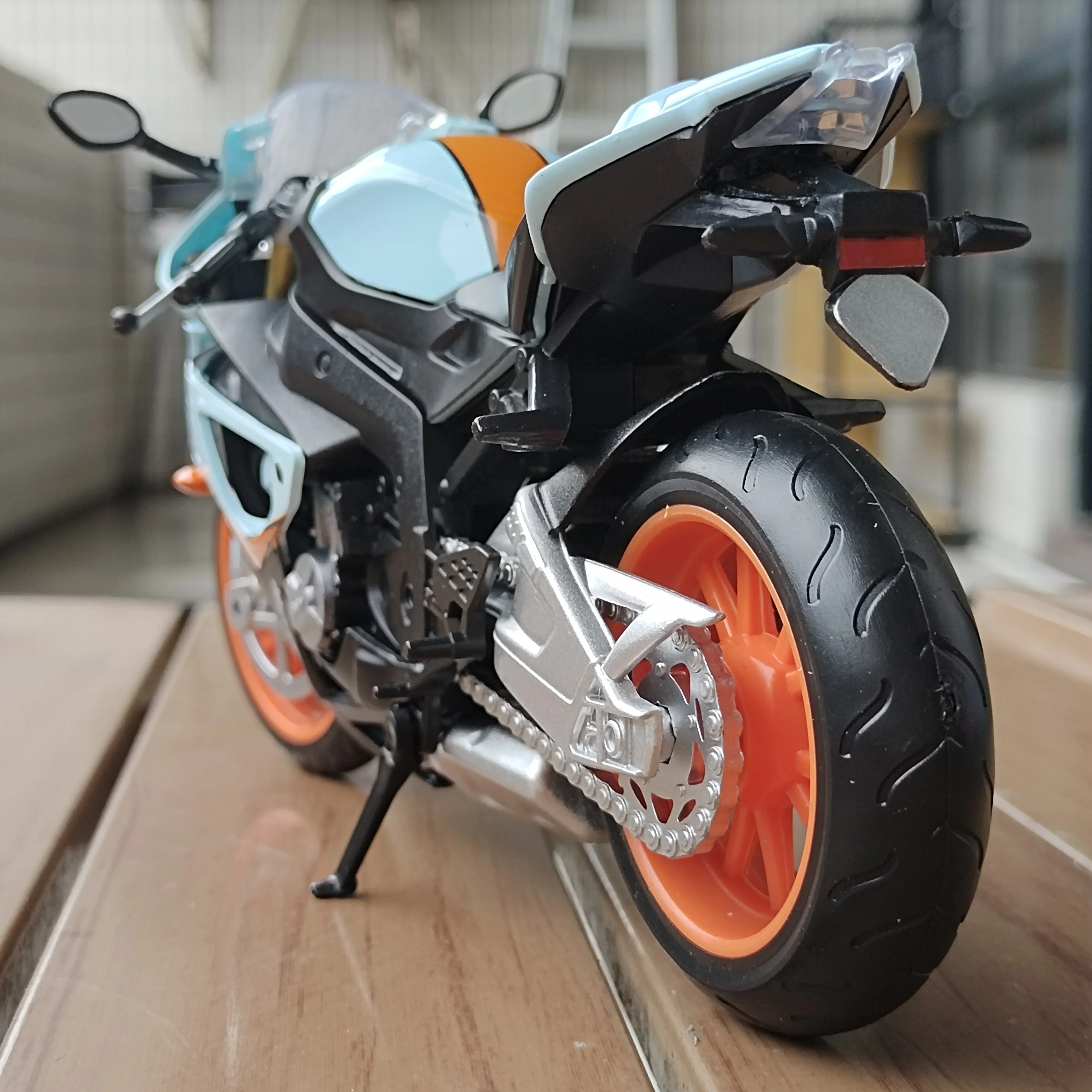 Moto BMW R 1100 RS Jaune - Revell - Figurine Miniature échelle 1/12 - Collectionneur