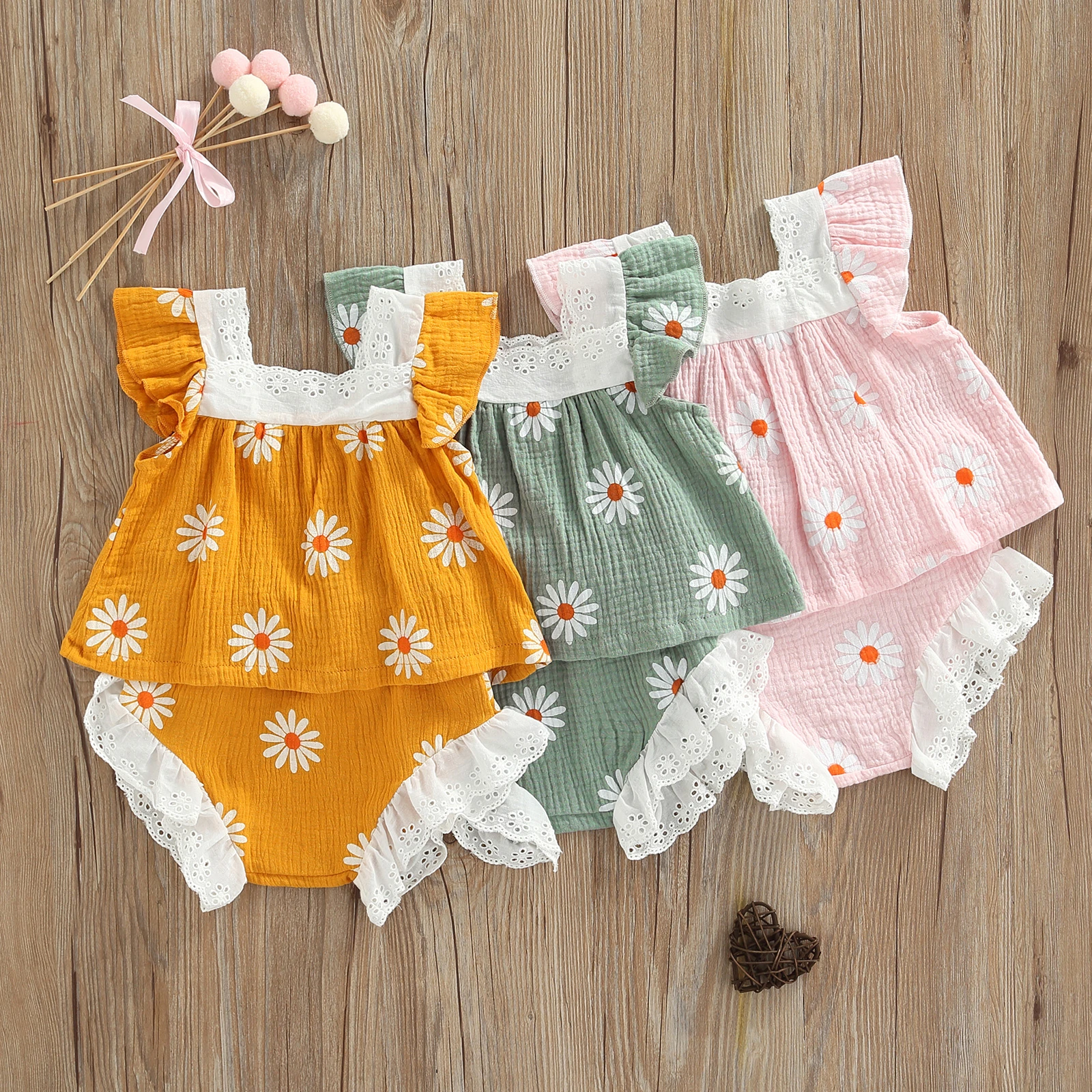 Infant Baby Girls Casual Suit, Fly Sleeve Sunflower Printed Lace Tops+Ruffled Printed Shorts 2Pcs Clothes Set newborn baby clothing gift set