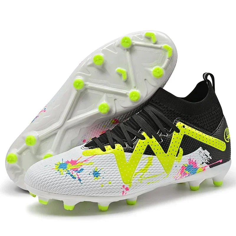 

New Men Football Boots Soccer Shoes Outdoor Sport Training Ultralight Non-Slip Training Match Sport Cleats Grass Futsal Unisex