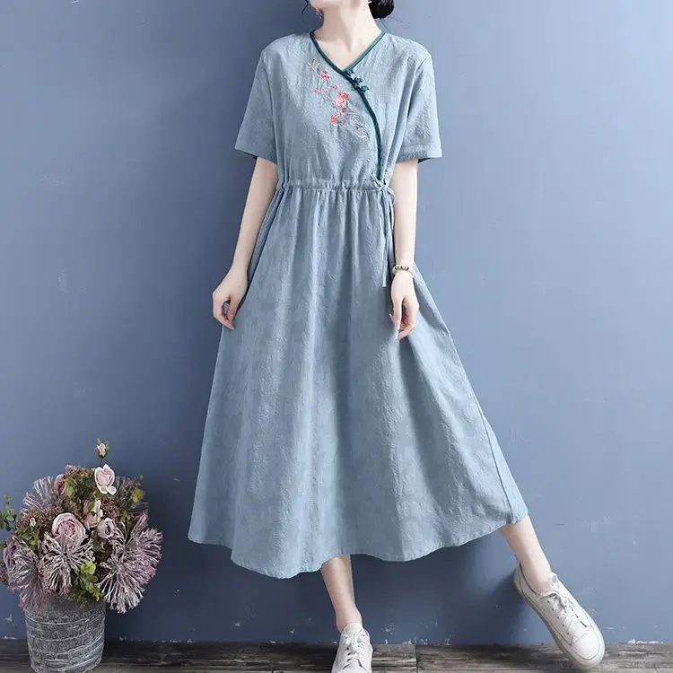 

Summer New Women's V-neck Dress Loose and Casual Vintage Embroidered A-line Skirt