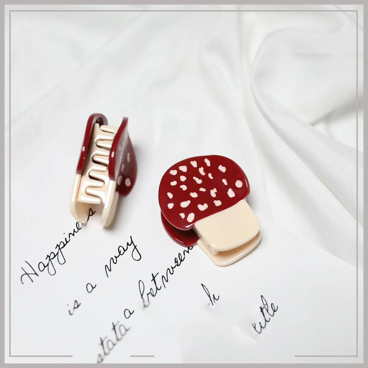 Retro Biscuit Hair Claw For Women Cute Creative Hair Clip Accessory_voghion.com