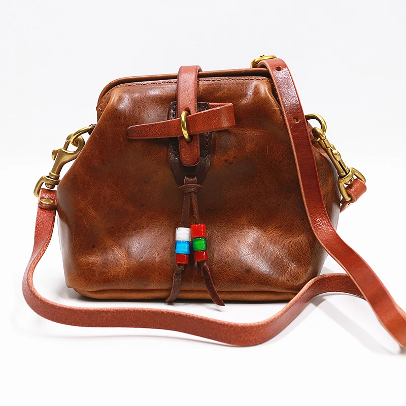 

100% Genuine Leather Shoulder Bag For Women Natural Cowhide Vintage Handmade Small Messenger Crossbody Bags Clip Closure Handbag
