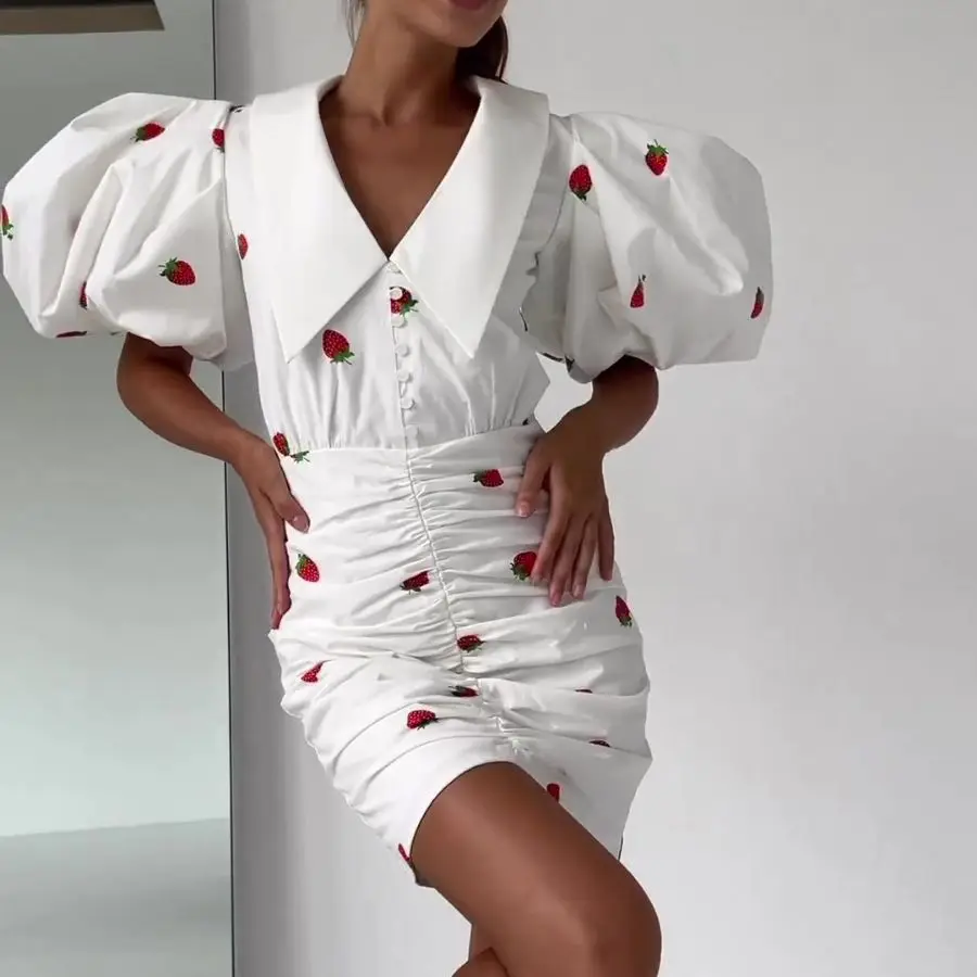 

2024 Women's Dress Fashionable Strawberry Print Folded Lapel Lantern Sleeve Dress Women's Spring/summer