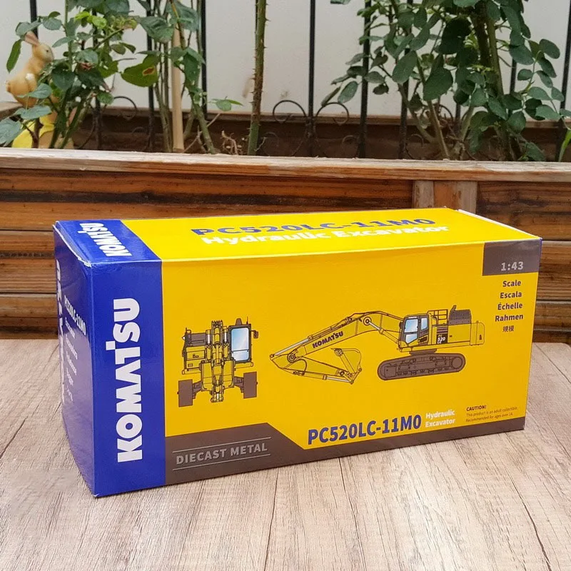 1:43 Scale KOMATSU PC520LC Excavator Alloy Engineering Car 1:43 Scale KOMATSU PC520LC Excavator Alloy Engineering Car