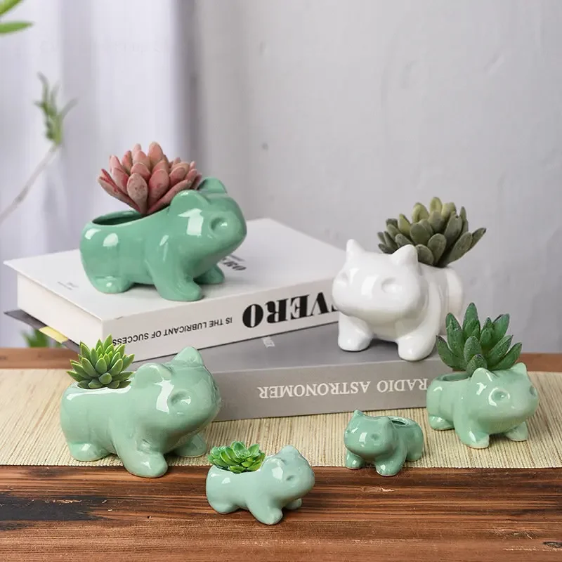 Mini pot de fleurs en céramique avec trou, jardinière succulente mignonne, jardinière créative Pokemon Bulbasaur, cadeaux de décoration pour la maison