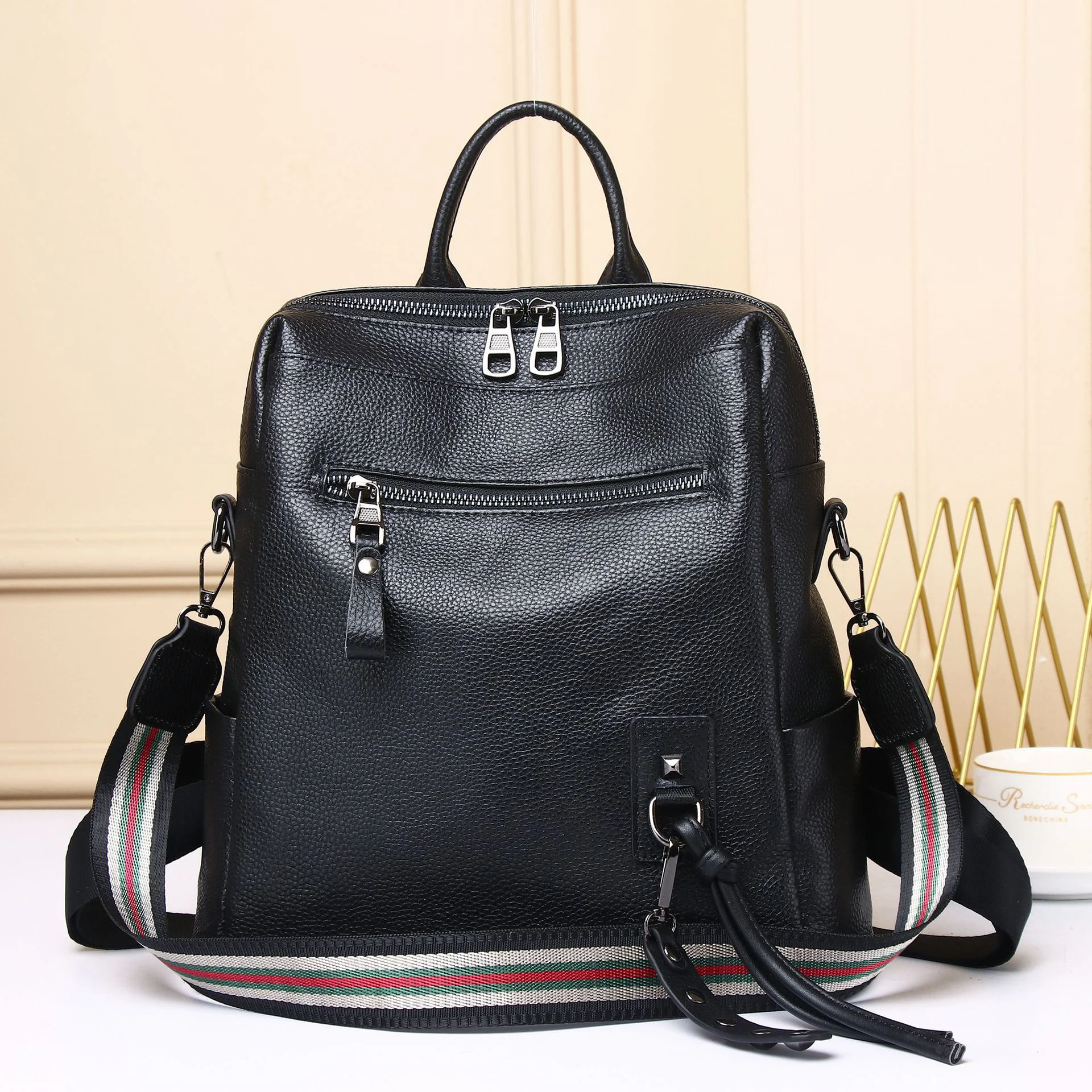 High Quality Genuine Leather Backpacks Women Big Capacity Travel Backpack School Bags for Teenage Girls Shoulder Bags Mochilas trendy sling bags