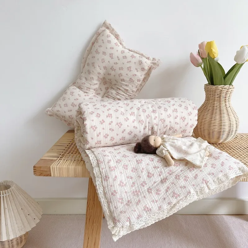 

Children Ins Sweet Korean Summer Quilt Baby Pastoral Pink Blanket Kids Family Small Broken Flower Air Conditioner Thin Quilt