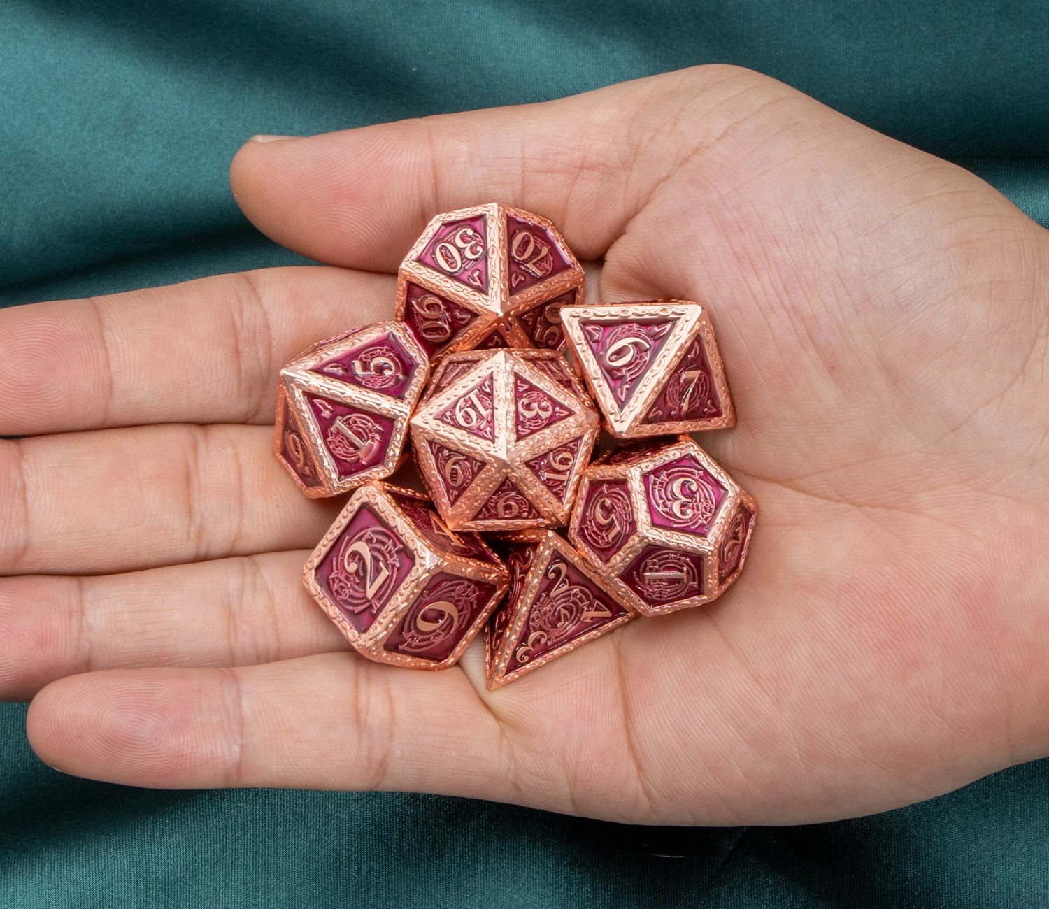 Music DND D20 Dungeon and Dragon Dice Set Metal 6 Sided Polyhedral D&D Dice for Pathfinder RPG Board Games D20 D12 D10 D8 D6 D4 game dice dice set