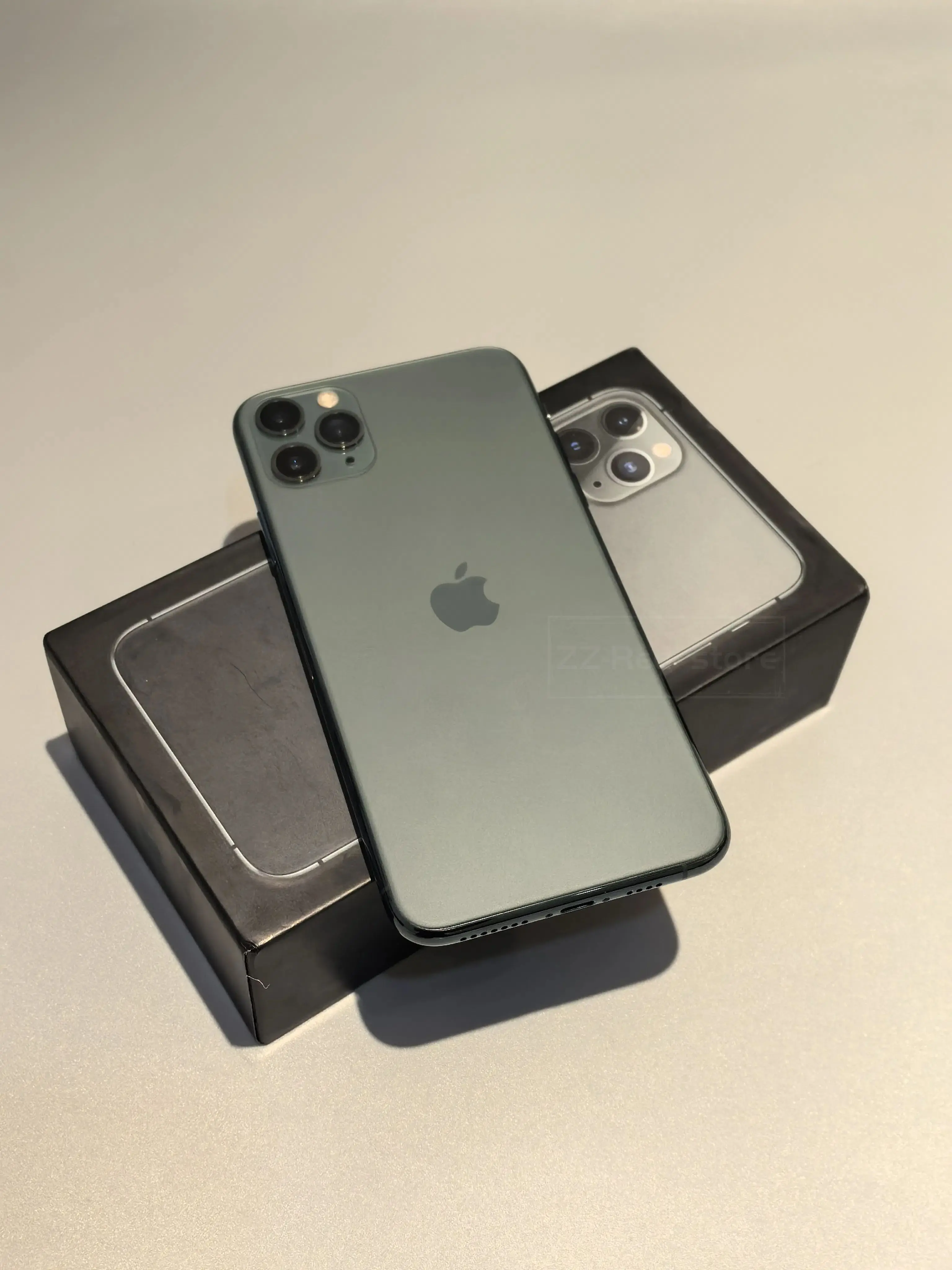 携帯電話本体 Apple iPhone 11 ProMax 256GB Amazon.com: Apple iPhone 11 Pro Max, US Version, 256GB