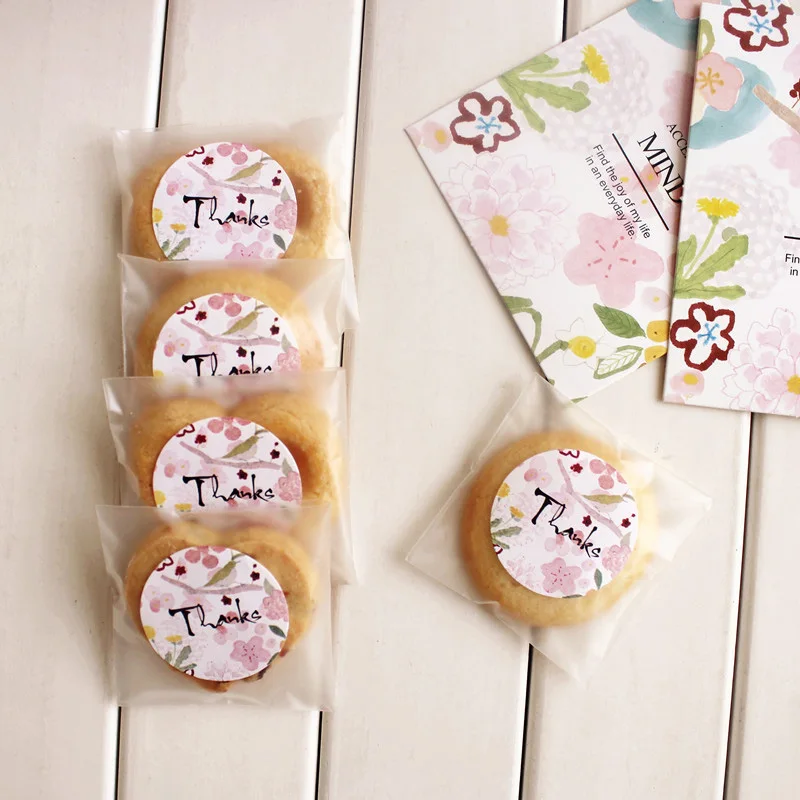 Description Picture 5 of item80 Pieces 3.5cm Custom Add Your Name and Date Wedding Flower Stickers Invitation Seals Candy Gift Box Paper Label