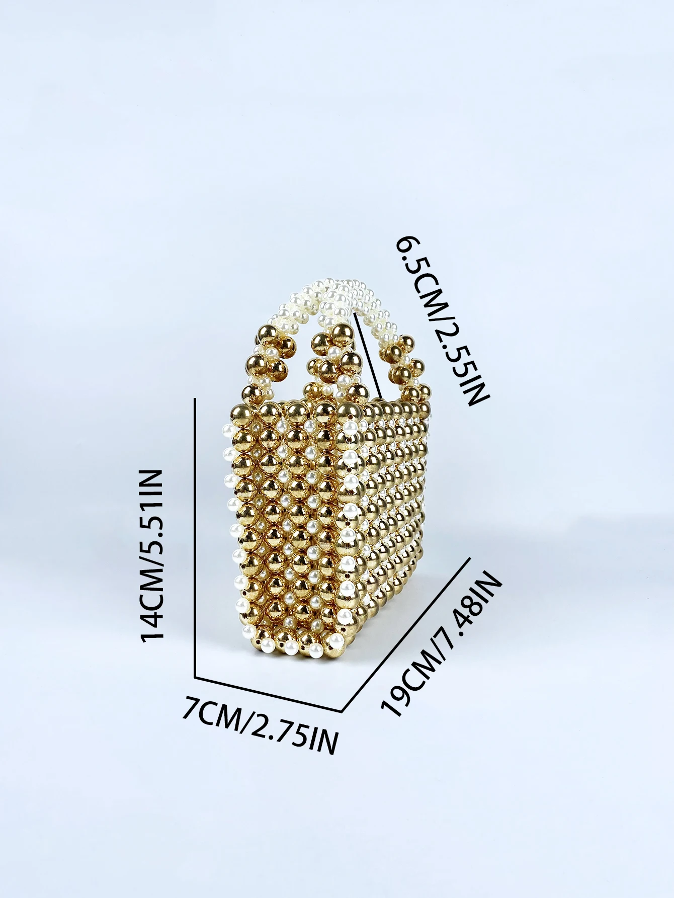 حقيبة هاتف ذكي متطورة مزينة بخرز دائري ذهبي، وهي ح...