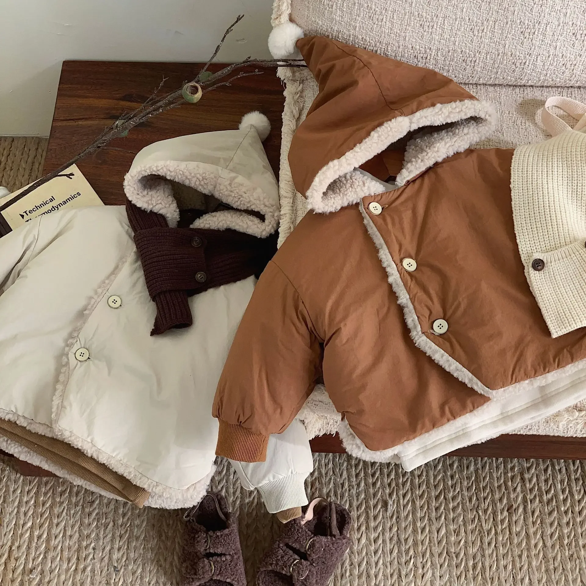

Пальто для мальчиков, новинка осень-зима 2023, УТЕПЛЕННЫЙ ТОП из овечьей шерсти, модное однотонное повседневное простое Модное детское пальто
