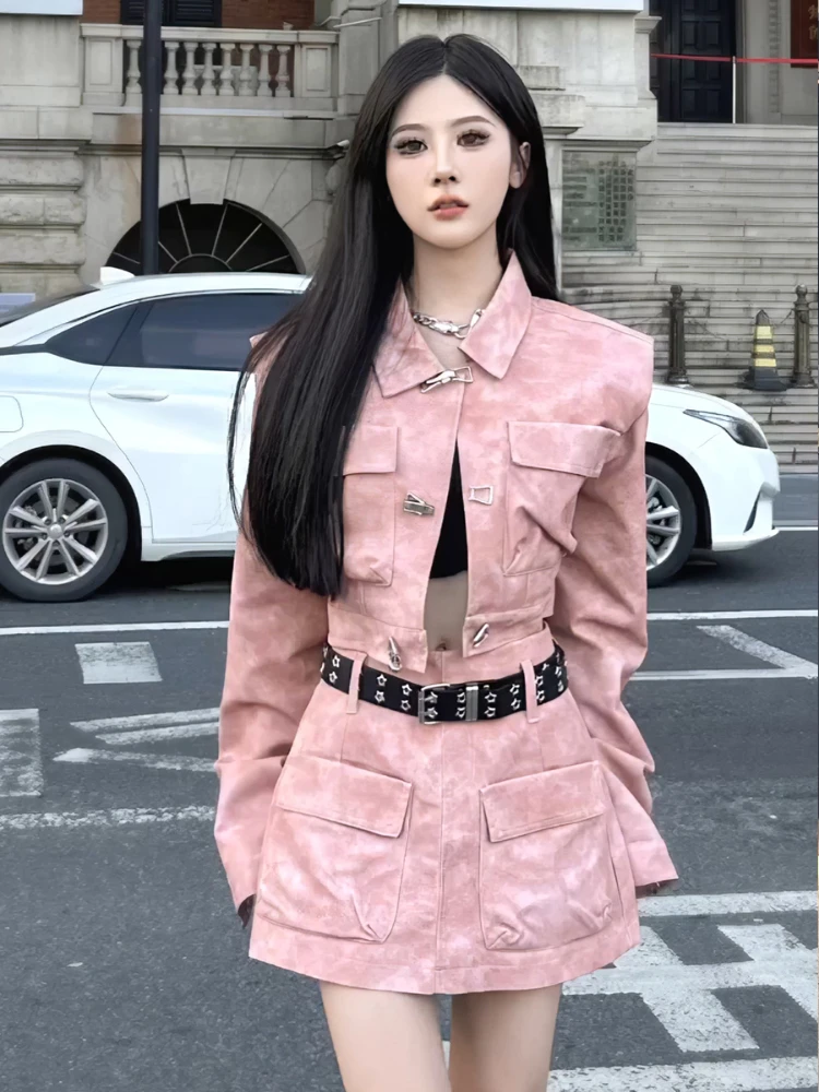 

Пикантное нежное маленькое очаровательное пальто во французском стиле, короткая юбка, комплект из двух предметов, милая модная одежда, новинка 2023, Женская мини-юбка