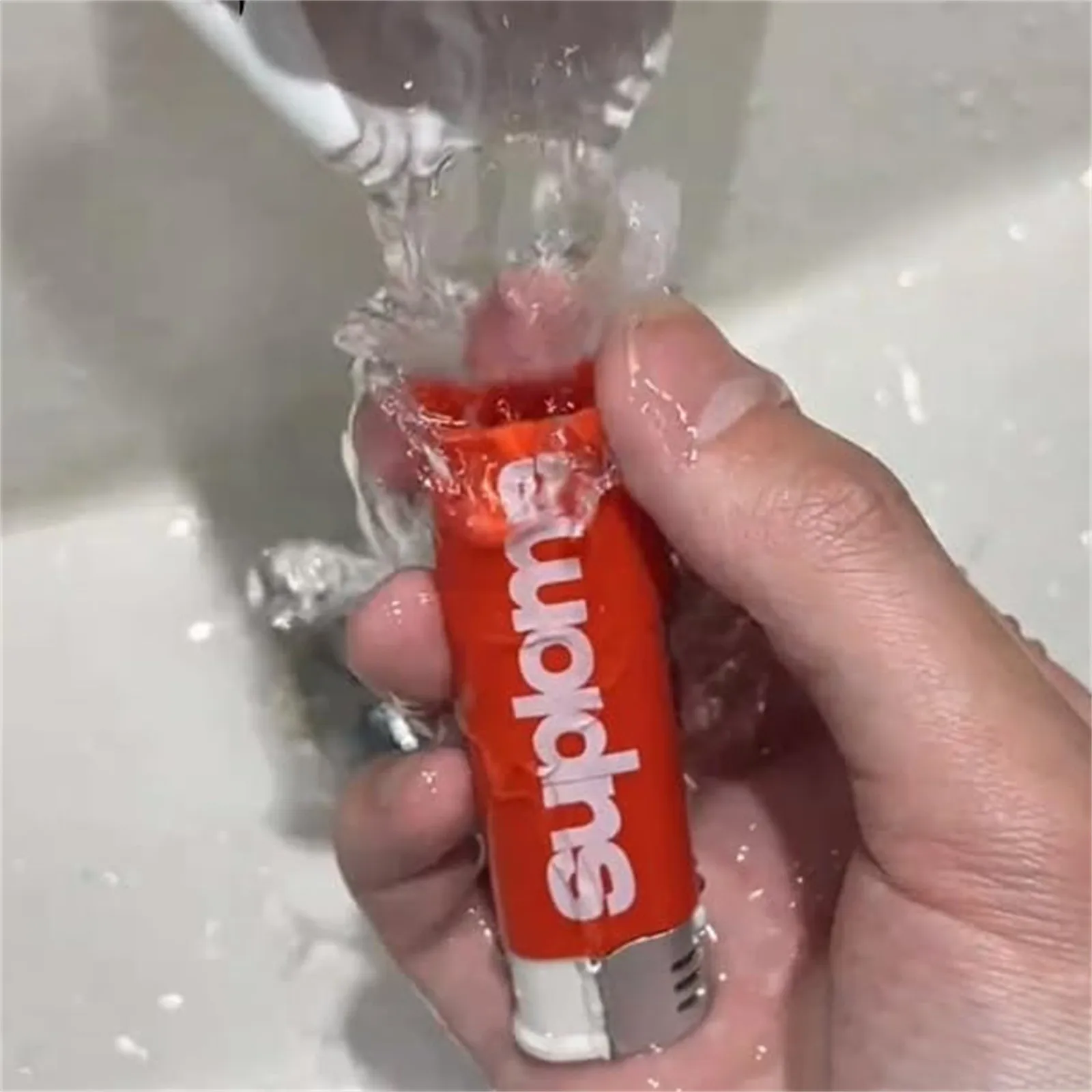 New Adult Prank Toys Water Lighter Toy Funny Fake Lighters Tricky Props Entertainment Kids Gifts