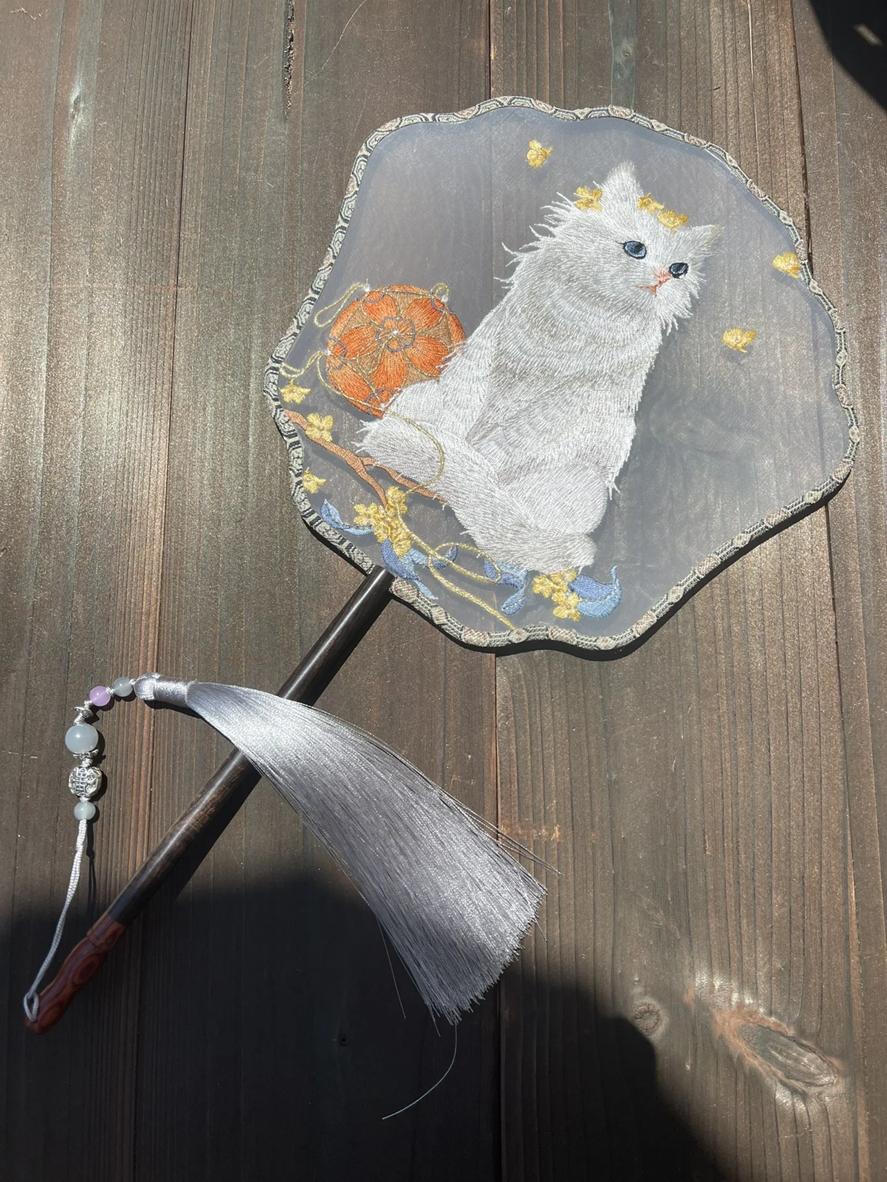 Традиционная китайская изысканная вышивка