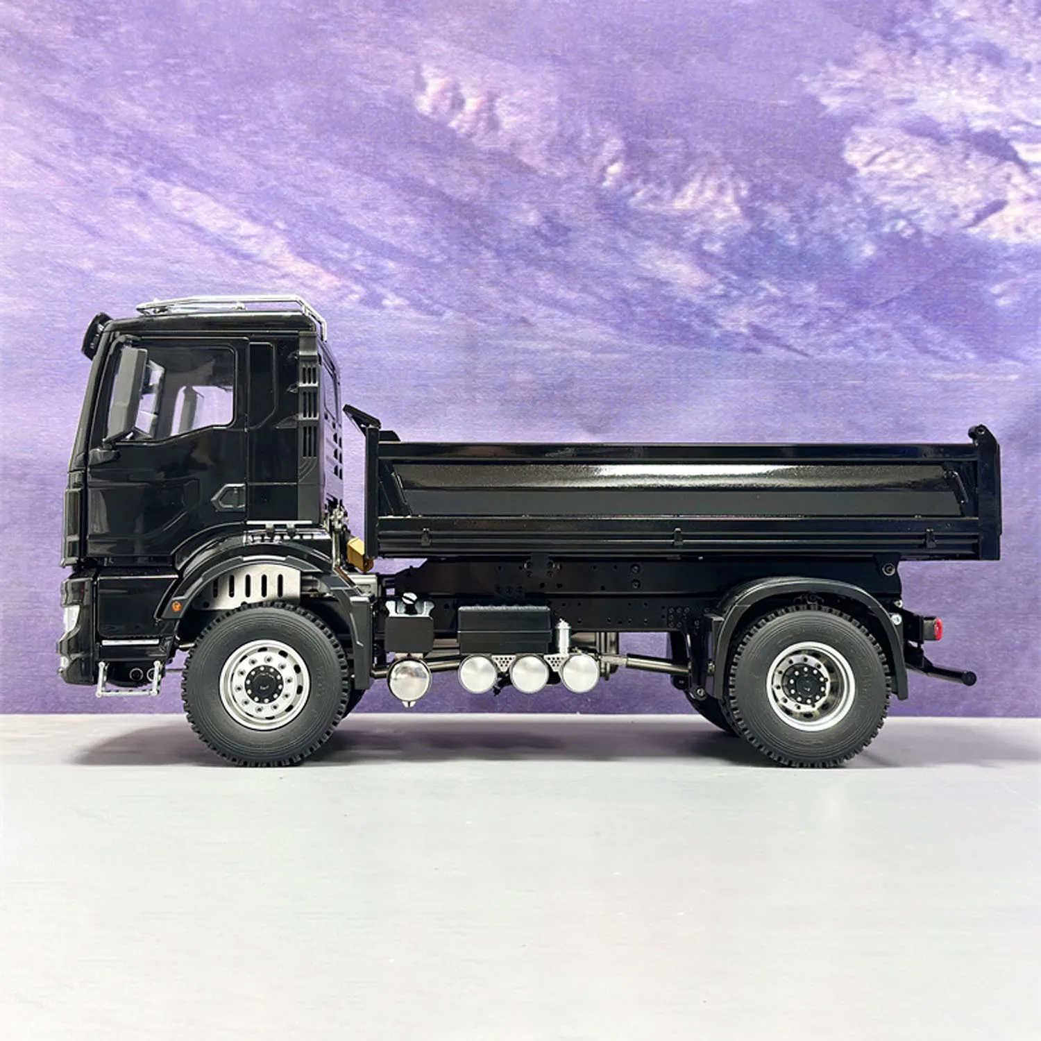 Toys 4x4 1/14 Hydraulic RC Dumper Trucks Metal Cabin Radio Control Assembled Tipper Car Light Sound  Vehicle Models for Boys 5