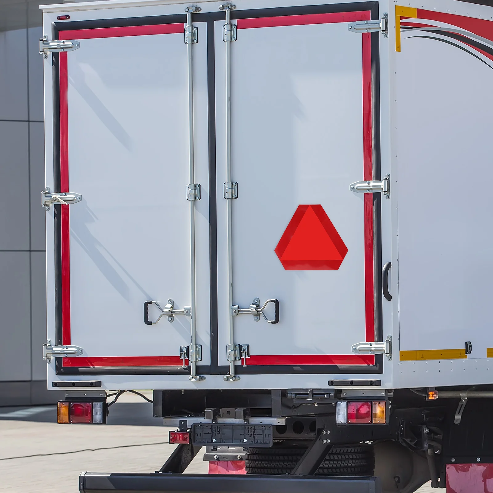 Рисунок 2 - Автоматические фотообои треугольные