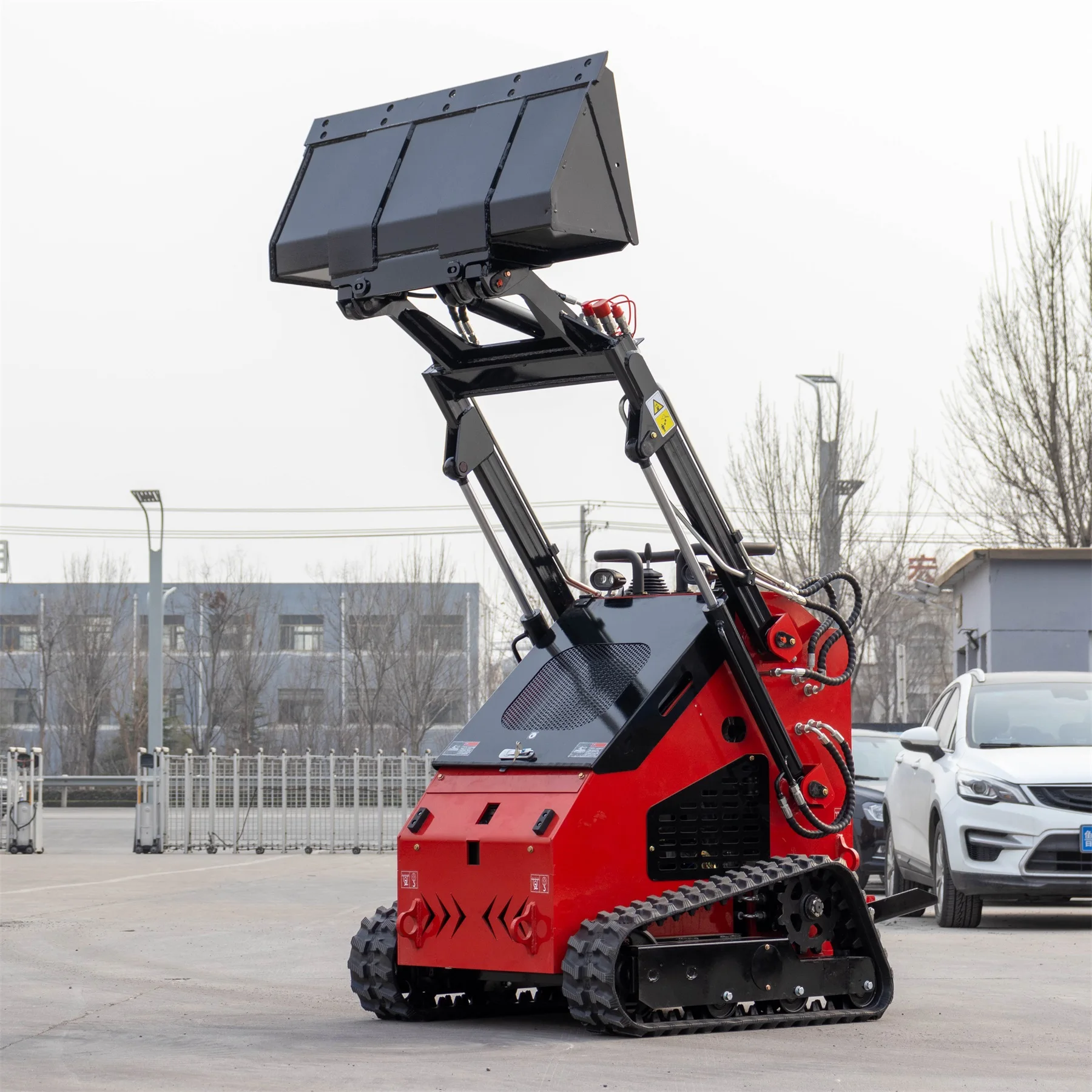 Рисунок 3 - Маленький погрузчик с бортовым поворотом