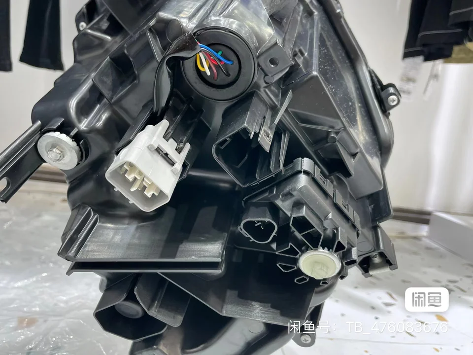 レクサス CT200h 中期 左ヘッドライト レクサス CT200h 中期 左ヘッドライト