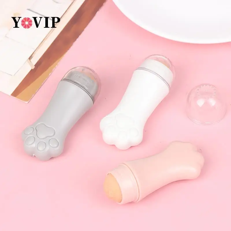 

Cute Face Oil Absorbing Roller Natural Volcanic Stone Oil Remover T-Zone Oil Removing Rolling Stick Facial Pore Cleaning Tools