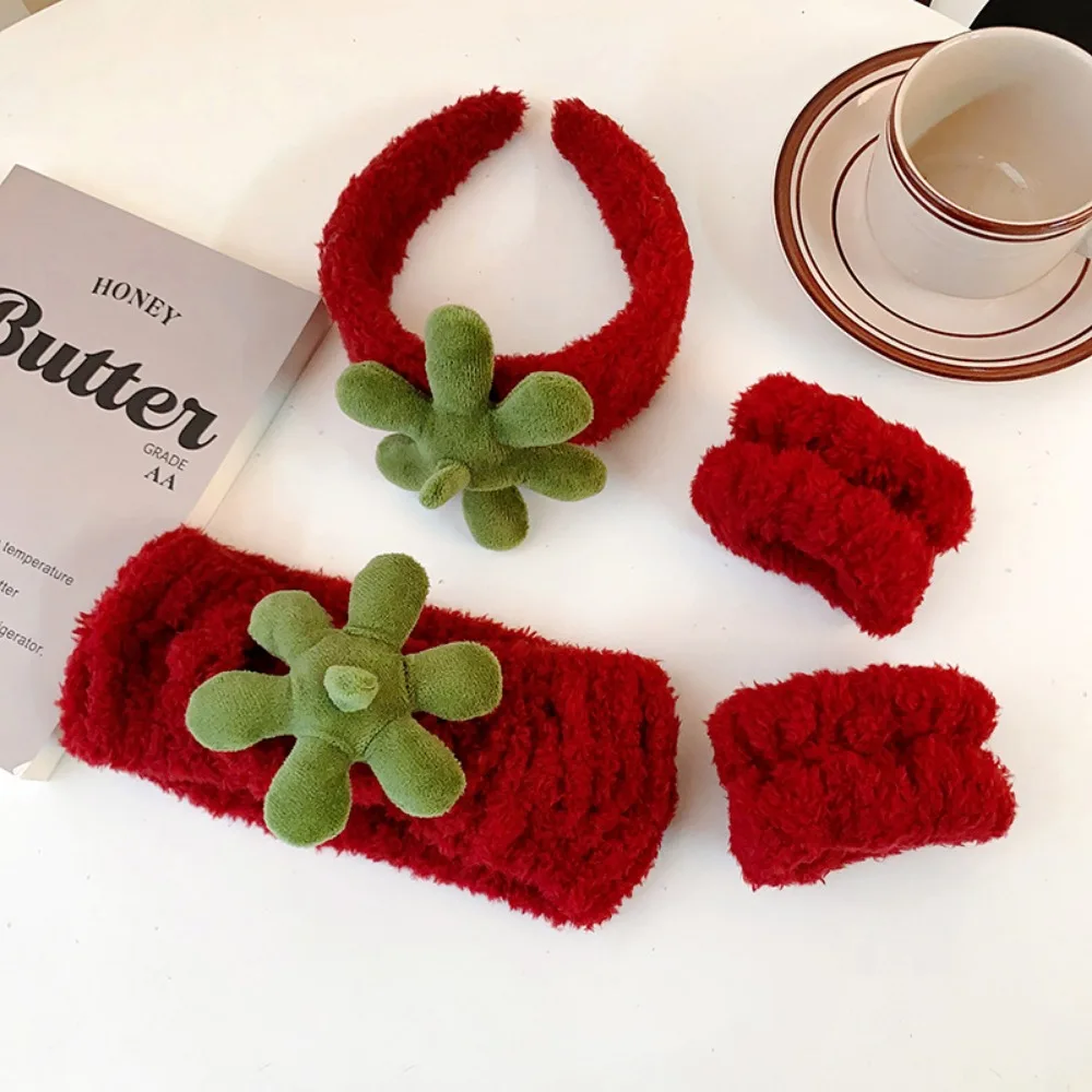 Strawberry Leaves Wash Face Headbands Sweatband Coral Fleece Wide Edge Hair Hoop Spa Bathroom Accessories Water Absorption
