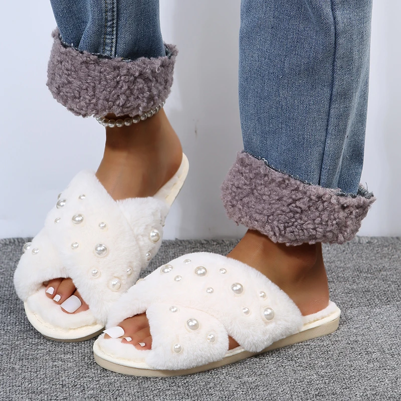 Fashion Pearls Decor Fluffy Fur Slippers Women Autumn Winter Indoor Non-Slip Home Slippers Woman Lightweight Soft Plush Slides