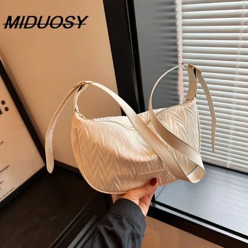 

Special-Interest Design Bag Women's Large Capacity 2023 New Fashion All-Match Casual Shoulder Messenger Bag Pleated Dumpling Bag