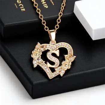 Female A-Z 26 Letters Flower Heart Pendant Necklace Vintage Gold Color Chains Necklaces Wedding Jewelry Gift For Women