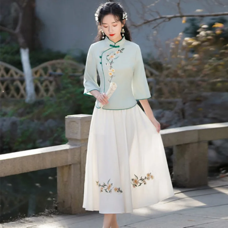 Fashion Women's Plus Size Hanfu Tops Spring Cotton Blend Embroidery Chinese Style Retro Qipao Girls