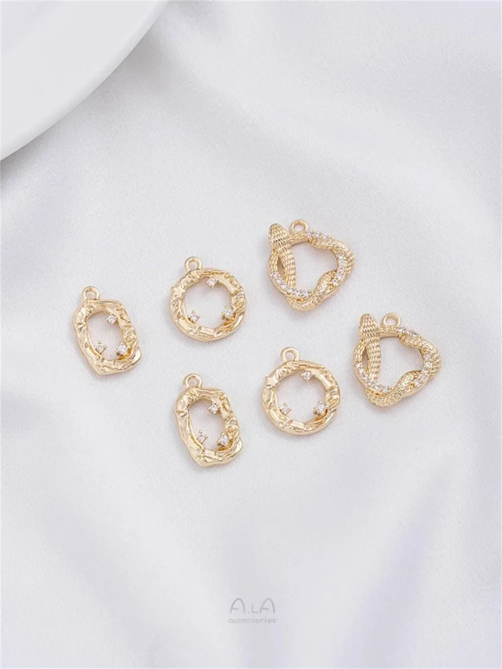 

14K Gold Inlaid Zirconium Rectangular Round Box Pendant Ring Necklace Earrings Diy Jewelry Charms Pendant K561