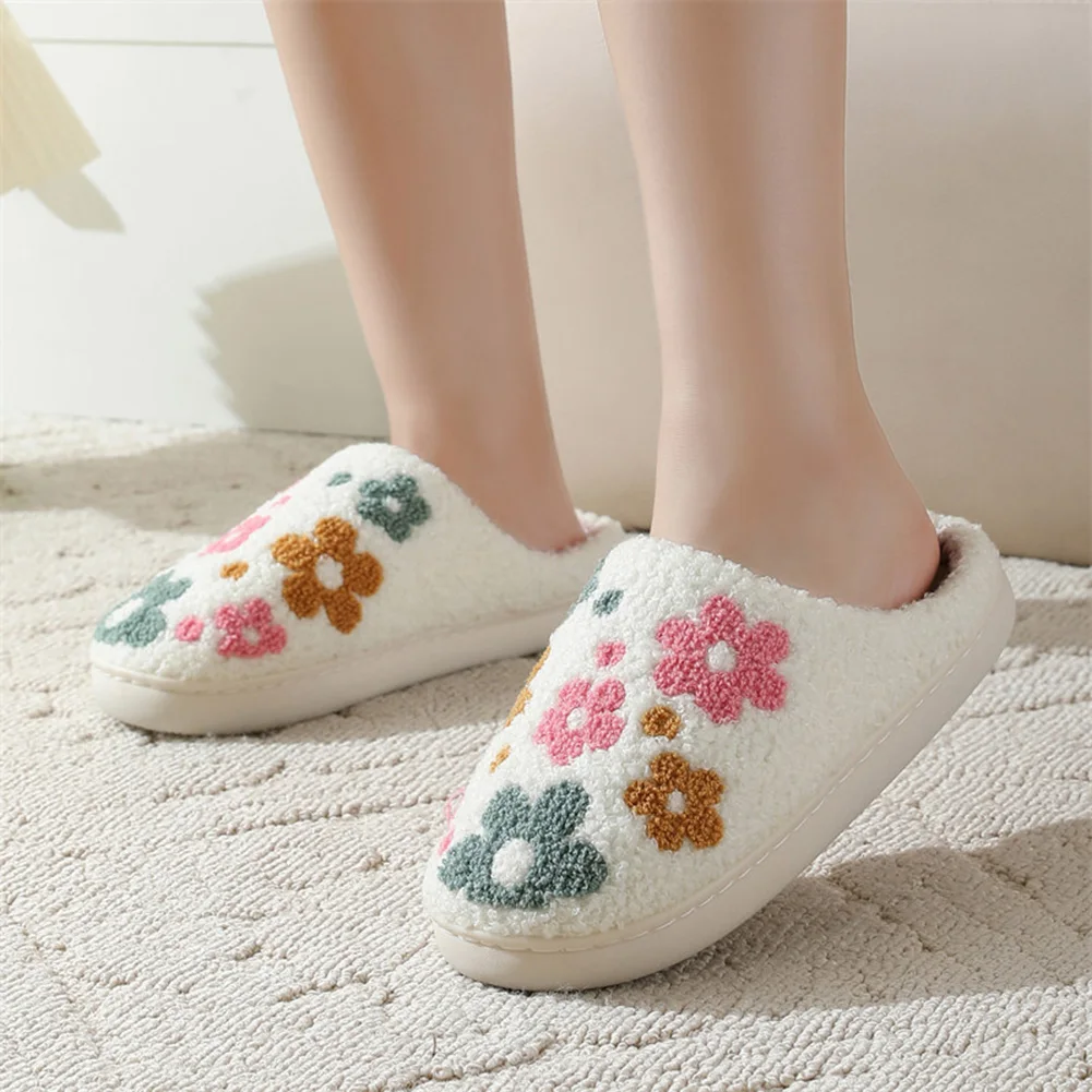 Plush Flower Slippers Closed Toe Slippers Comfortable Fluffy Couple Slippers Non-Slip Floral Furry Slippers for Indoor Bedroom