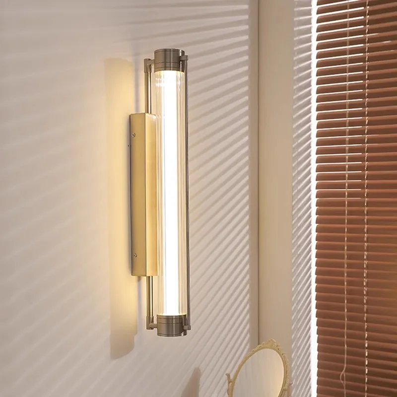 Italian living room wall lamp...