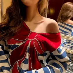 Blingbling Water Drill Red Velvet Bow Lazy Wind Loose Pullovers Top Women 2023 New Spring Age Reducing Navy Stripes Sweatshirt
