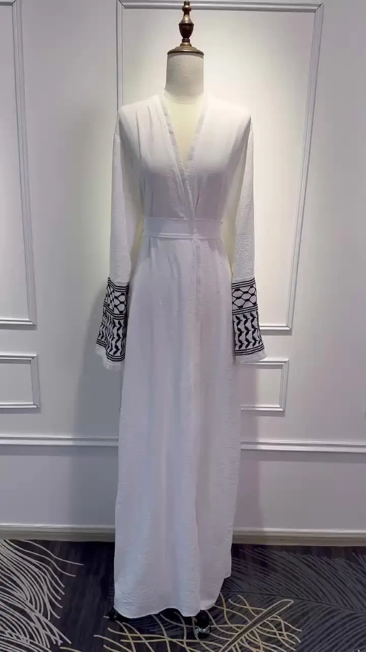 Мягкая белая полиэстерная абая LR763