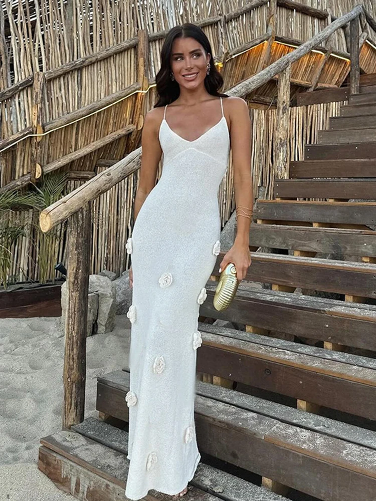 

TARUXY Sexy Beach Holiday V-Neck Floral Applique Suspender Long Dress For Women Elegant Slim Backless Summer Evening Party Dress