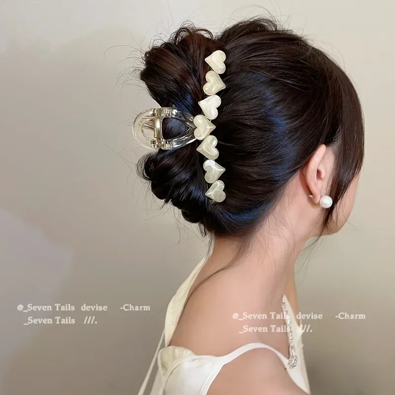 Women's Love Jelly Claw Clip Girl's Back Spoon Summer Korean New Exquisite Shark Clip Fashion Accessories Hair 13cm hair accessories