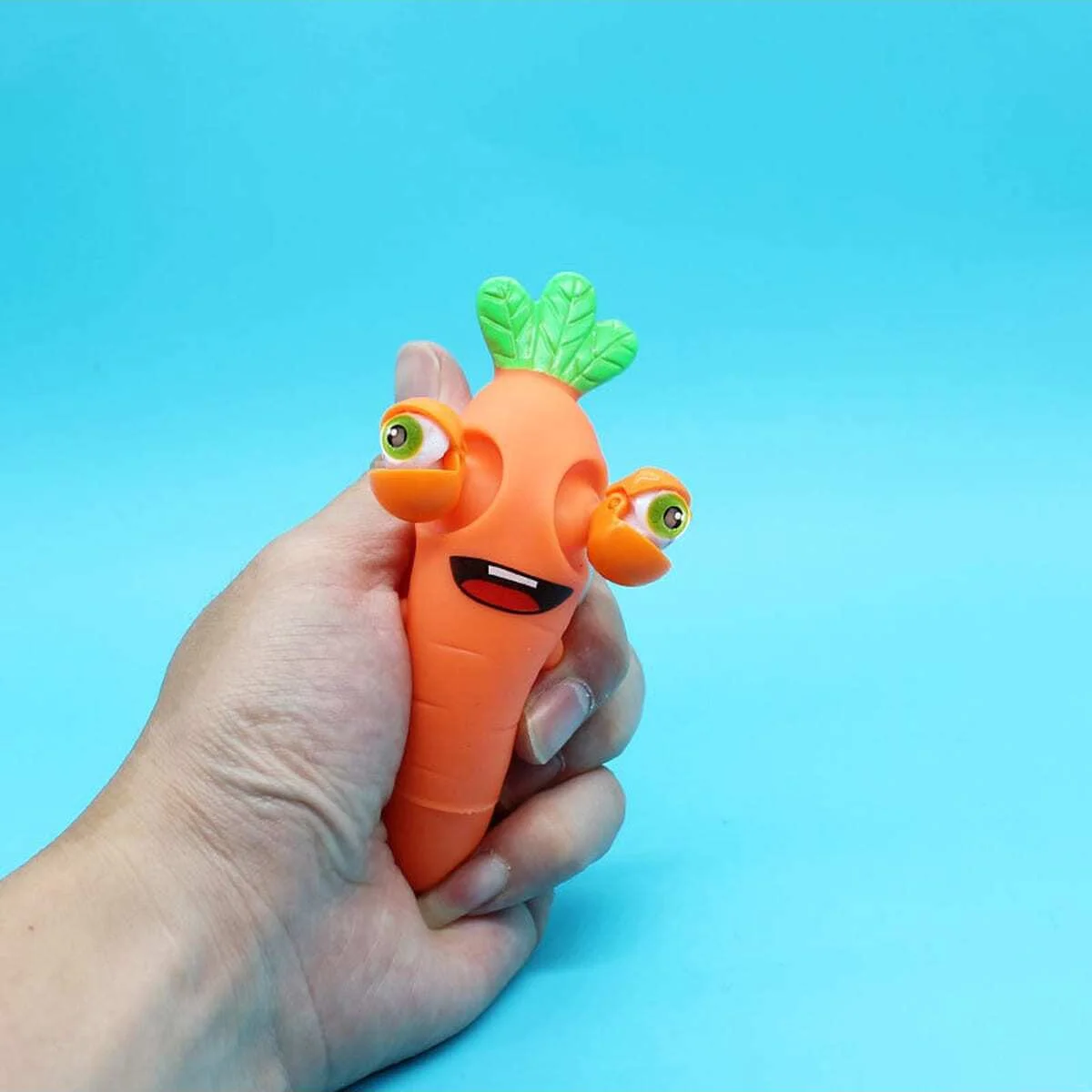 Narrow eyed Carrot Pinch toy for Cats and dogs