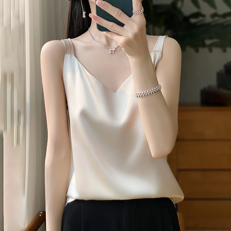 Spring and Summer New Mulberry Silk V-Neck Silk Halter Women Loose Bottom Vest Wide Shoulder Fashion Acetate Satin Wear Thin Top