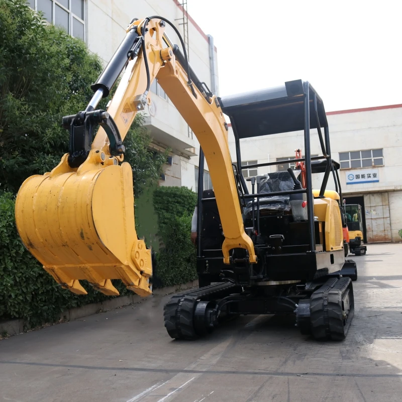 Небольшие экскаваторы для двора