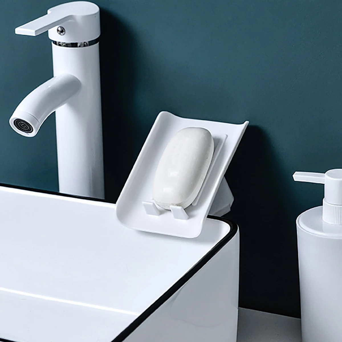 1pc- Color Random Bathroom Drain Soap Holder Box, Bathroom Shower Soap Holder Creative Suction Cup Water Free Storage Box