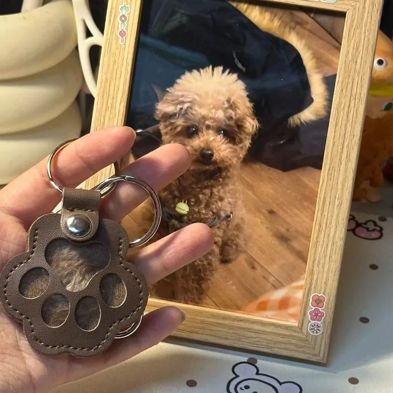 Genuine Leather Pet Memorial Keychain | Dog Cat Hair Storage Pendant, Unique Paw Charm for Pet Fur Keepsake Creativity