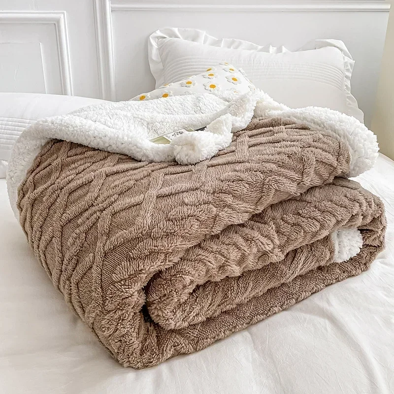 Cozy Winter Plaid Fleece Blanket - Soft, Warm & Plush Throw