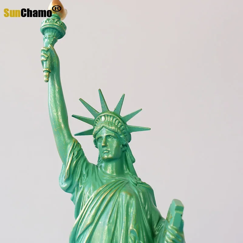 Tourist Souvenir of Creative Statue of Liberty Model Craftwork Display Figurine Living Room Desktop Decoration ornament crafts miniature figurines miniature ornament