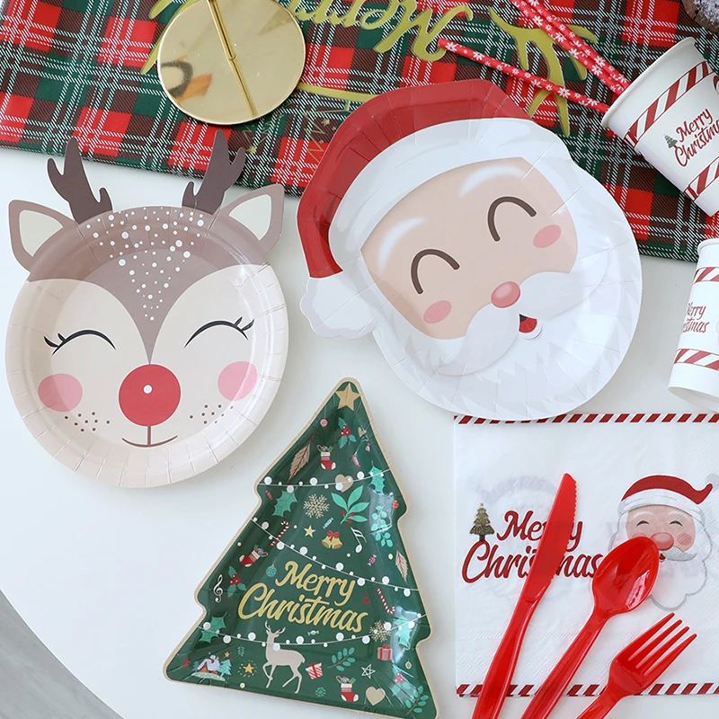 Cartoon Christmas Paper Plates 10pcs Santa Claus Elk Xmas Tree Disposable Plates Merry Christmas Decor Happy New Year