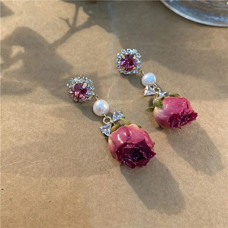 Fashion Jewelry Design Vintage Immortal Flower Real Flower Glue Fresh and Sweet Freshwater Pearl Stud Earrings for Women